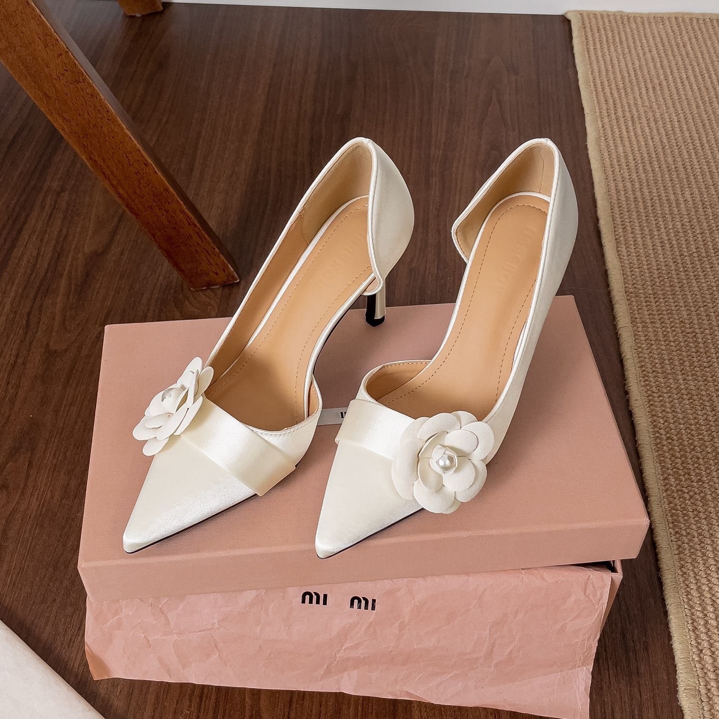 Formal Women Daily Wear Footwear - Sapatos de Salto Fino em Cetim