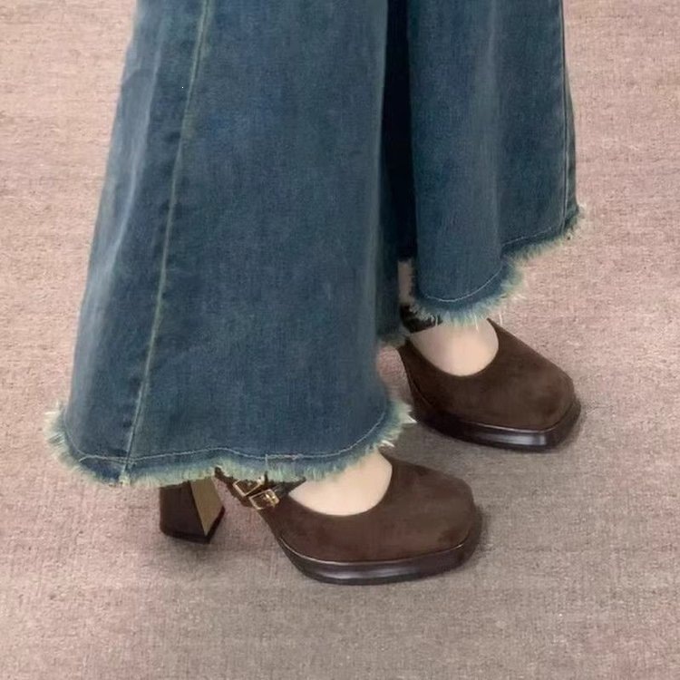 Sapatos Mary Jane Vintage de S - Vintage Women'S Formal Wear avaliação e preço